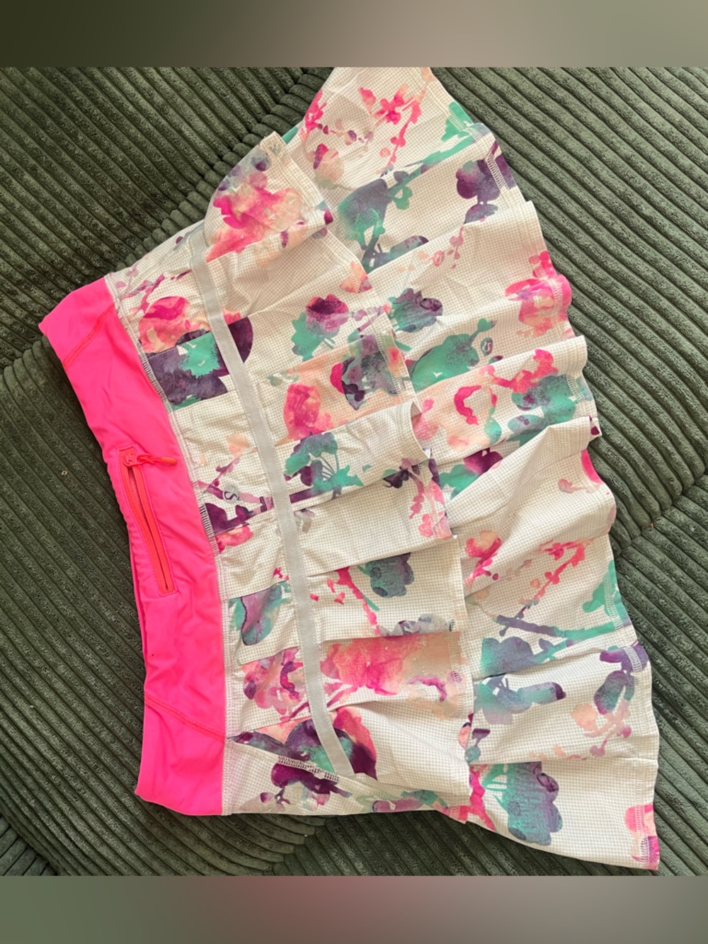 Lululemon Athletica Blurred Blossom White Flash Floral Pace Setter Skirt 8